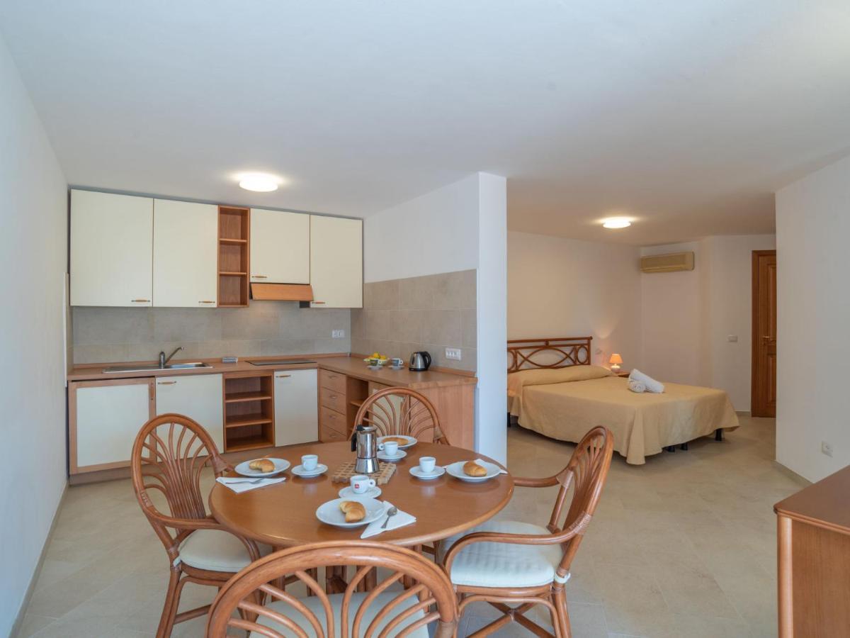 Holiday Home Corbezzolo 7 - Vista Village By Interhome ポルト・サン・パーオロ エクステリア 写真